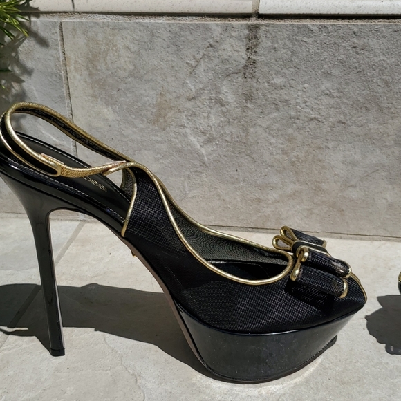 *SALE* Sergio Rossi like new heels - Picture 10 of 10